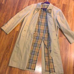 Vintage Burberry Men’s Trench